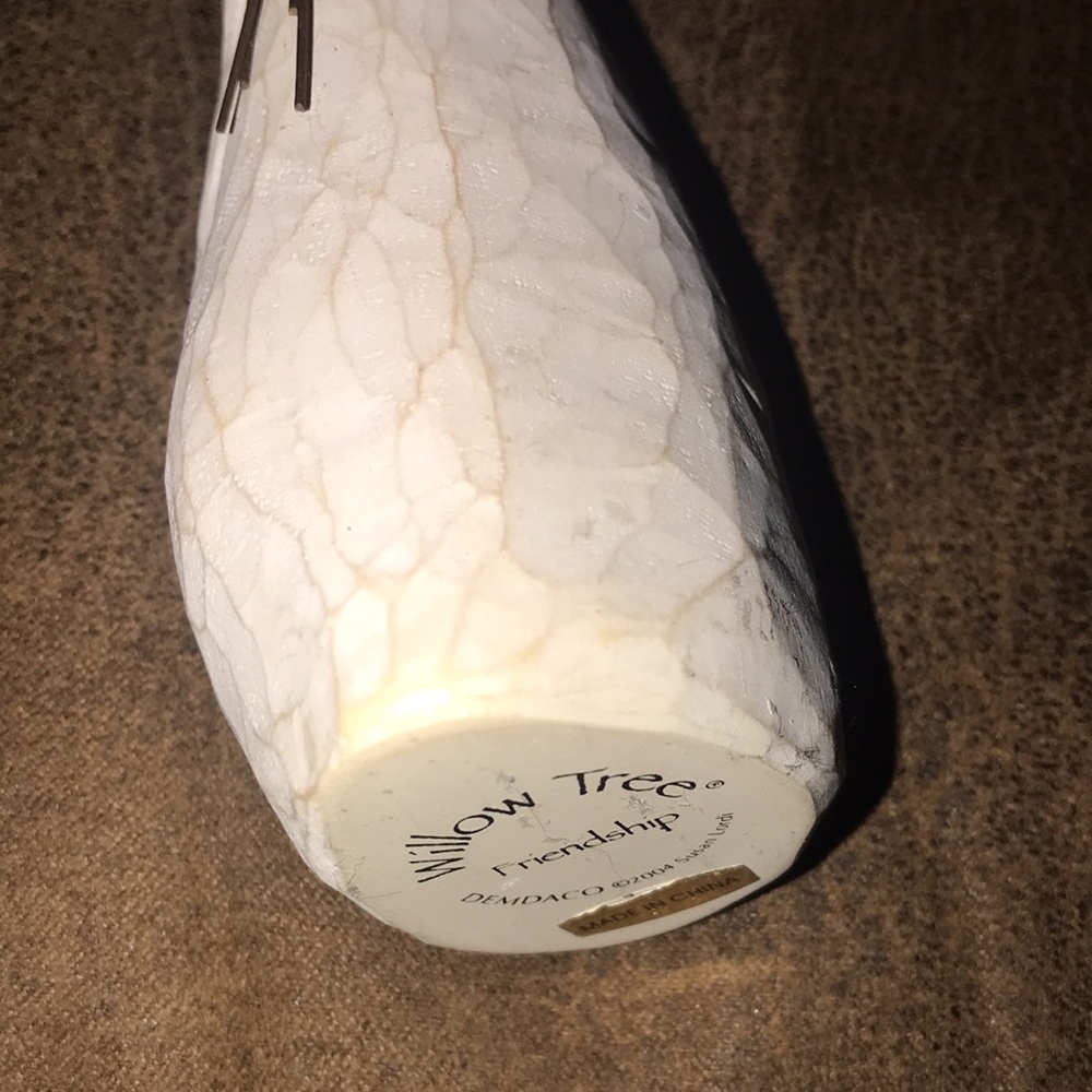 Willow Tree Friendship and Flowers Figurine - Picture 4 of 7